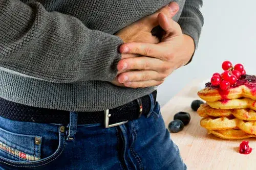 Estrenyiment, diarrea, flatulència i inflor abdominal: podries tenir intestí irritable